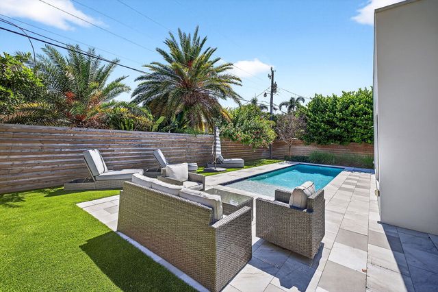 1807 NE 18th Street, Fort Lauderdale, FL 33305