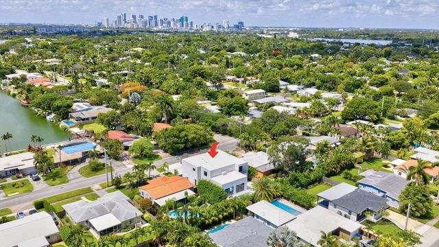 1807 NE 18th Street, Fort Lauderdale, FL 33305