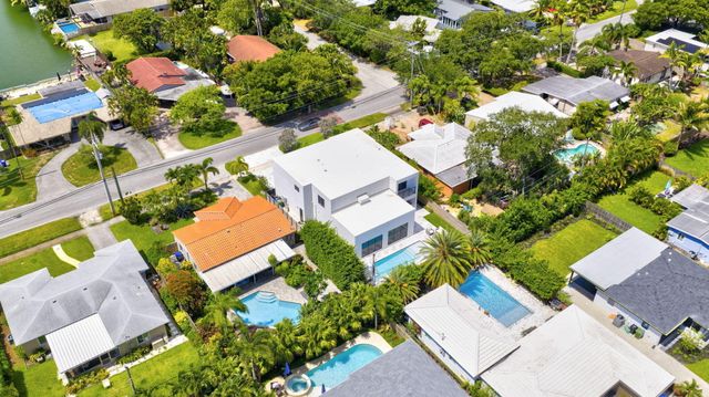 1807 NE 18th Street, Fort Lauderdale, FL 33305