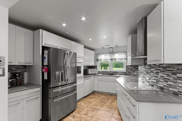 2360 County Road 29, Moulton, AL 35650