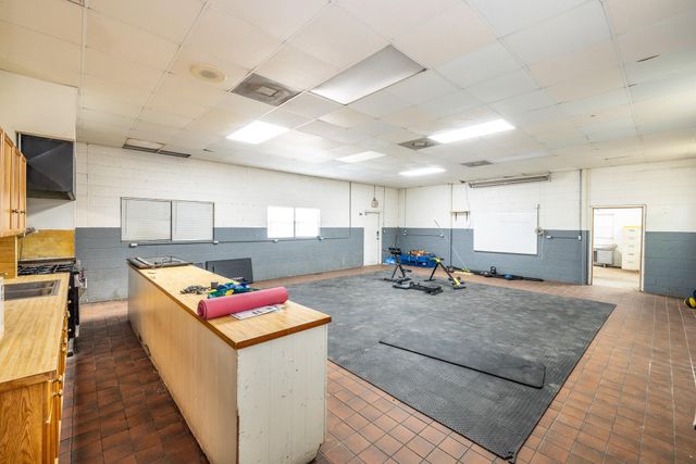 1703 N Saint Joseph ST, Gonzales, TX 78629