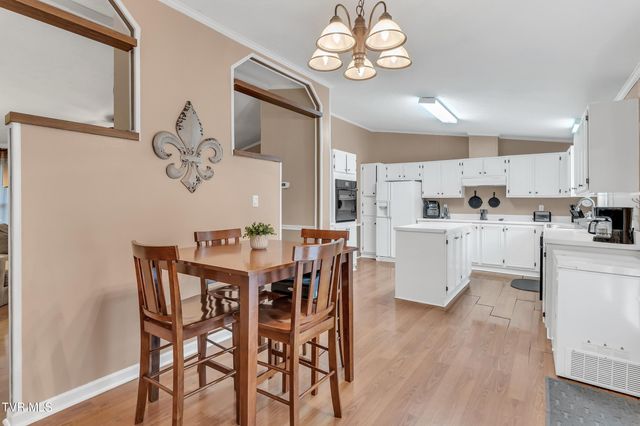 309 Sammons Pvt Drive, Blountville, TN 37617