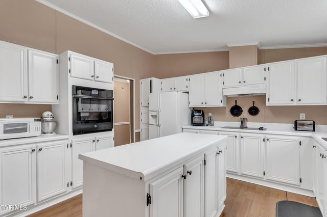 309 Sammons Pvt Drive, Blountville, TN 37617