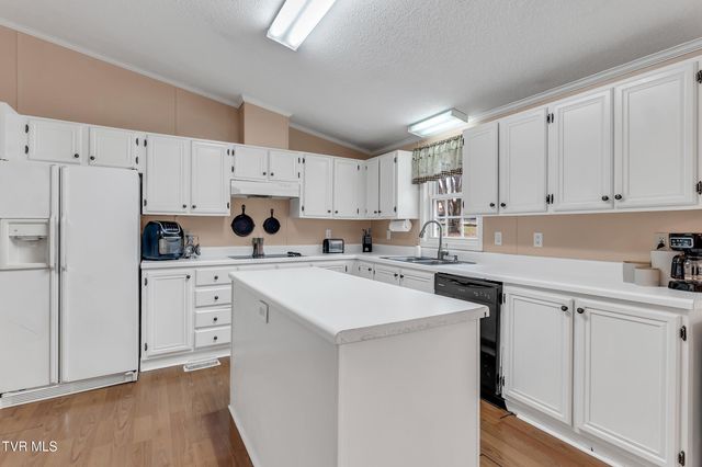 309 Sammons Pvt Drive, Blountville, TN 37617