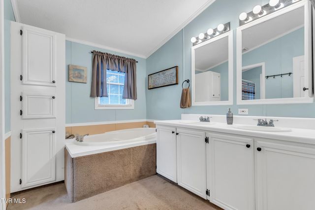 309 Sammons Pvt Drive, Blountville, TN 37617