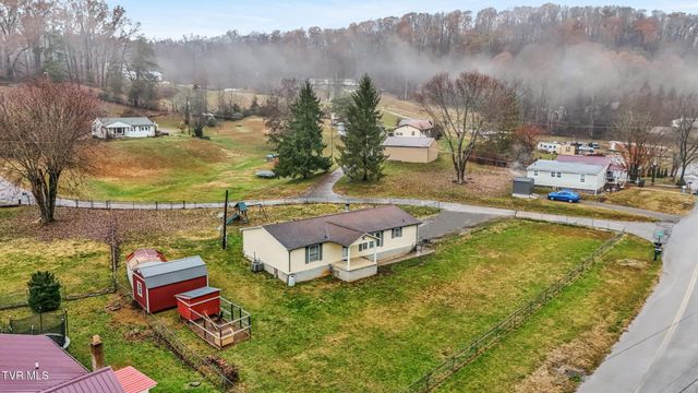 309 Sammons Pvt Drive, Blountville, TN 37617
