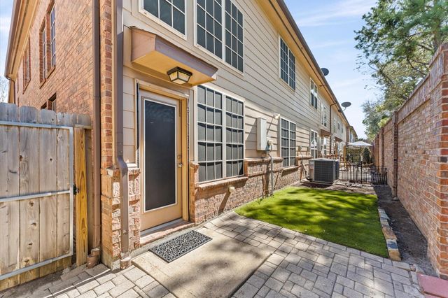 1246 Glenwood Canyon Lane, Houston, TX 77077
