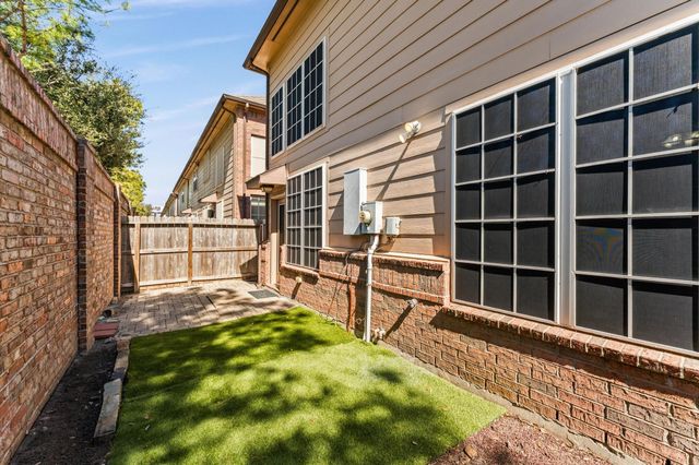1246 Glenwood Canyon Lane, Houston, TX 77077
