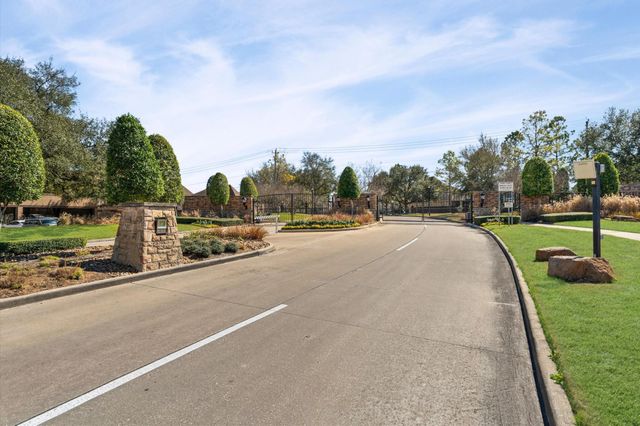 1246 Glenwood Canyon Lane, Houston, TX 77077