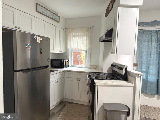 2020 HOLLY ST, Harrisburg, PA 17104