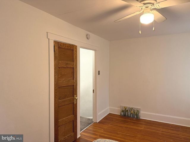 2020 HOLLY ST, Harrisburg, PA 17104