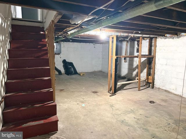 2020 HOLLY ST, Harrisburg, PA 17104