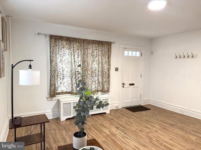 2020 HOLLY ST, Harrisburg, PA 17104