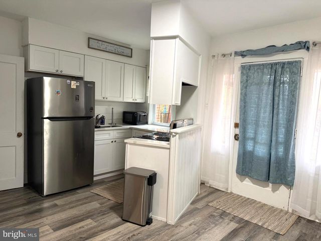 2020 HOLLY ST, Harrisburg, PA 17104