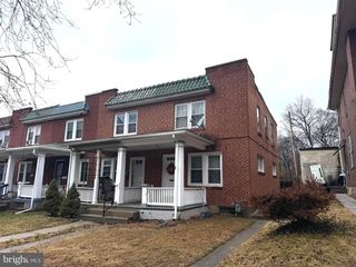 2020 HOLLY ST, Harrisburg, PA 17104