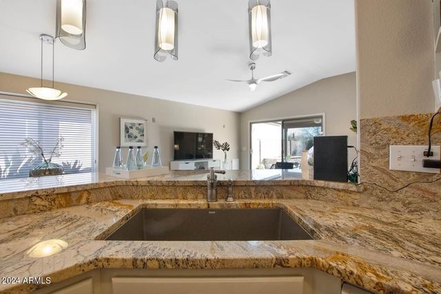 6494 S FOOTHILLS Drive, Gold Canyon, AZ 85118