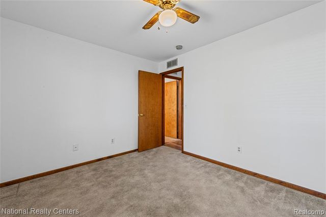 1421 Shoemaker Drive, Westland, MI 48185