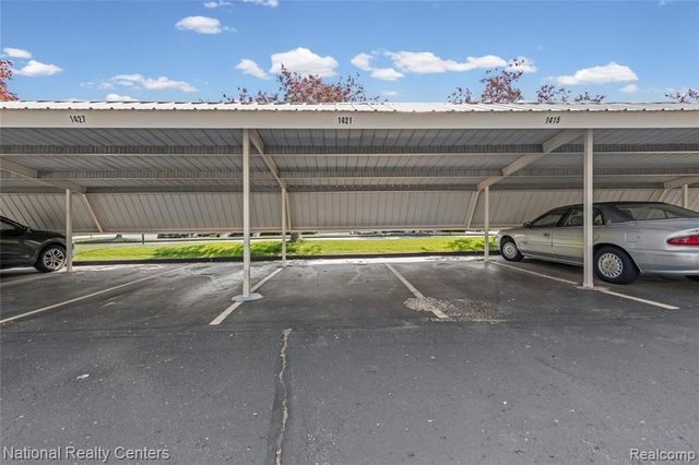 1421 Shoemaker Drive, Westland, MI 48185