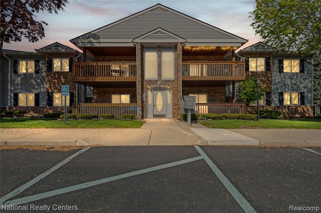1421 Shoemaker Drive, Westland, MI 48185
