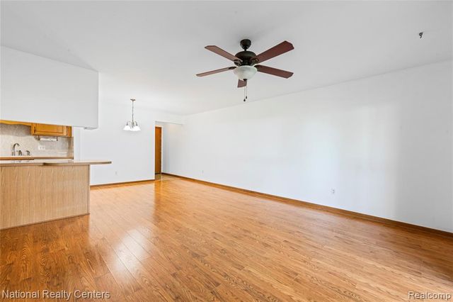 1421 Shoemaker Drive, Westland, MI 48185