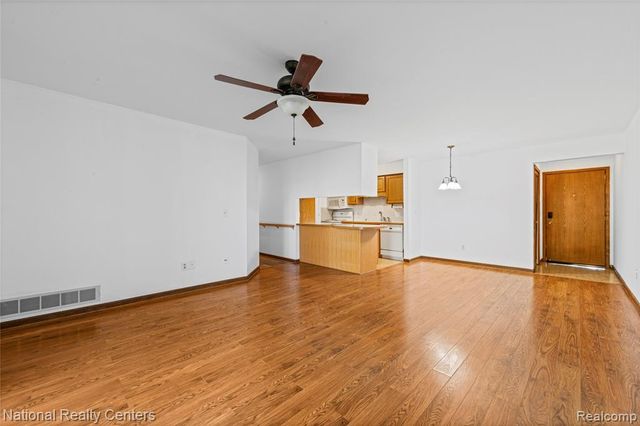 1421 Shoemaker Drive, Westland, MI 48185