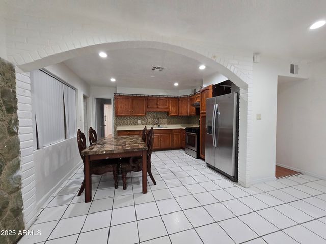 3420 W MARYLAND Avenue, Phoenix, AZ 85017