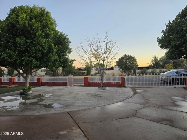 3420 W MARYLAND Avenue, Phoenix, AZ 85017