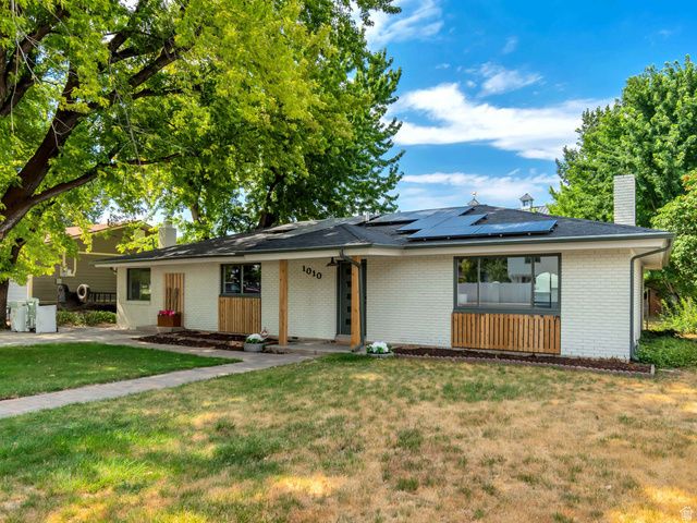 1010 W MAPLE RD, Mapleton, UT 84664