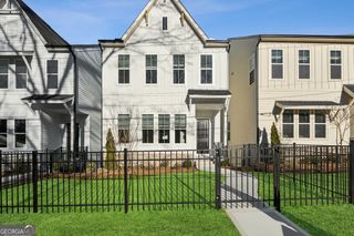 787 Auguste Avenue, Scottdale, GA 30079