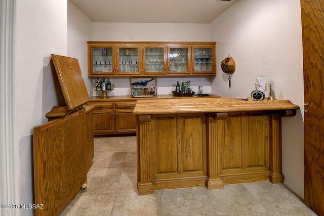 7580 N Calle Sin Controversia, Tucson, AZ 85718