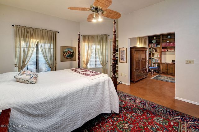 7580 N Calle Sin Controversia, Tucson, AZ 85718