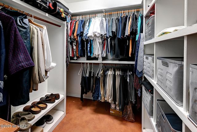 7580 N Calle Sin Controversia, Tucson, AZ 85718