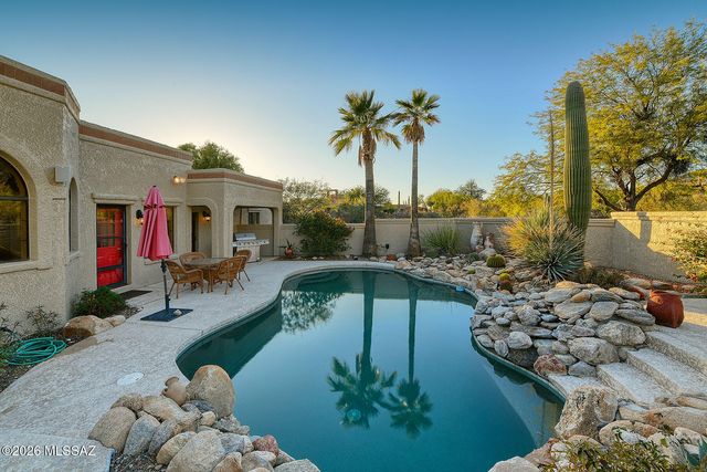 7580 N Calle Sin Controversia, Tucson, AZ 85718