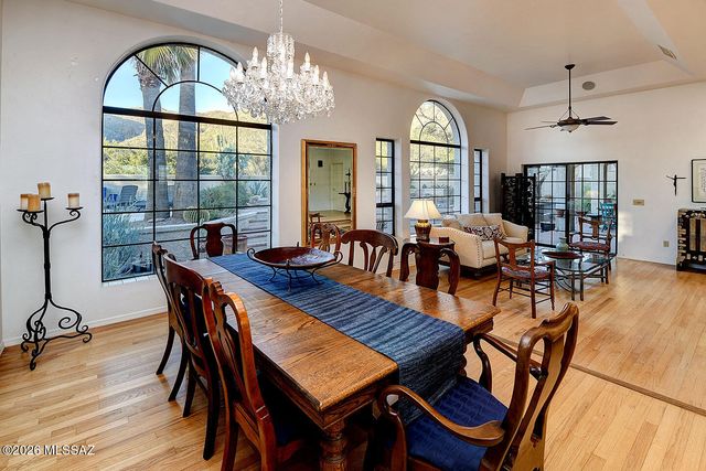 7580 N Calle Sin Controversia, Tucson, AZ 85718