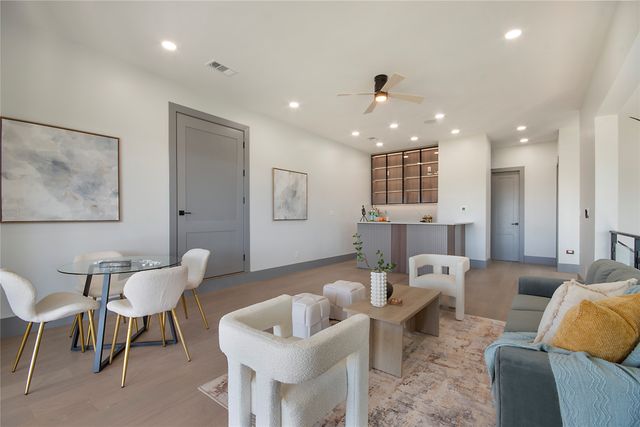 421 Sunrise Ridge Drive, Heath, TX 75032