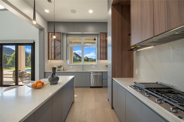 421 Sunrise Ridge Drive, Heath, TX 75032