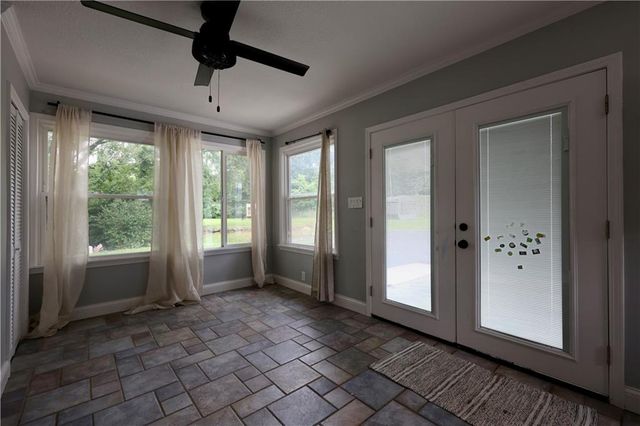9800 Hutton Road, Kansas City, KS 66109