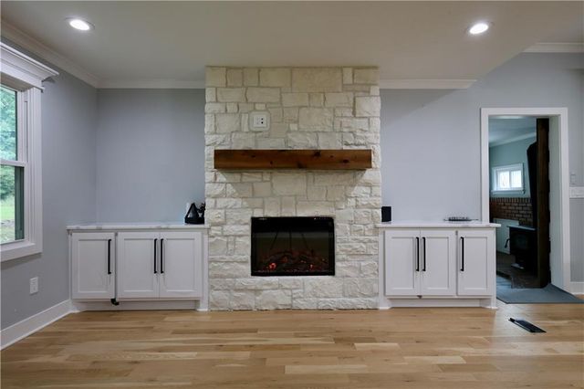 9800 Hutton Road, Kansas City, KS 66109