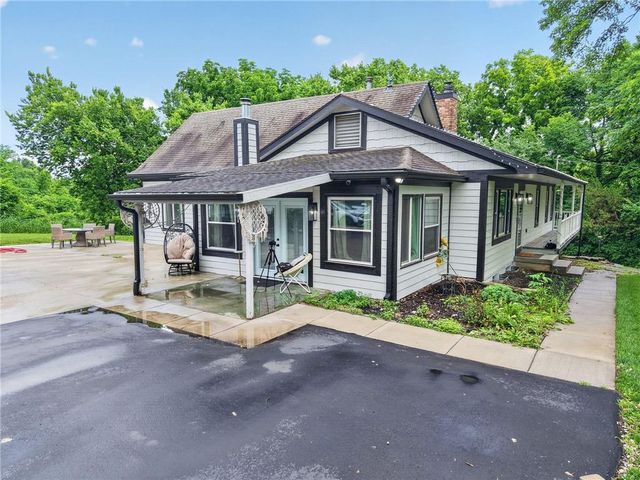 9800 Hutton Road, Kansas City, KS 66109