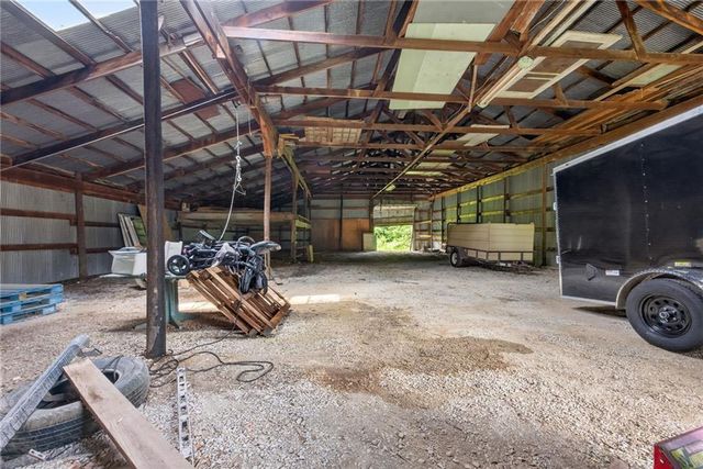 9800 Hutton Road, Kansas City, KS 66109