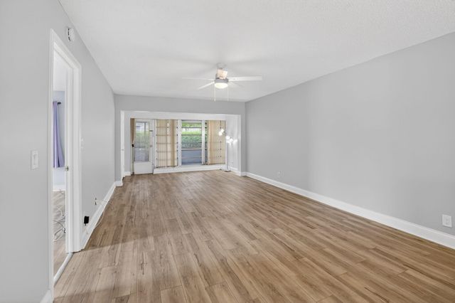 2401 Del Aire Boulevard 101, Delray Beach, FL 33445