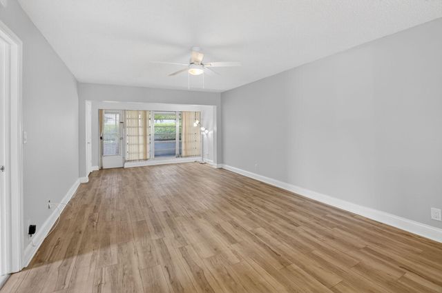 2401 Del Aire Boulevard 101, Delray Beach, FL 33445