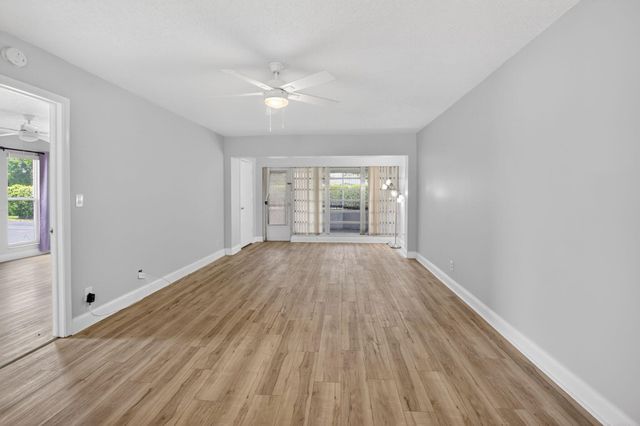2401 Del Aire Boulevard 101, Delray Beach, FL 33445