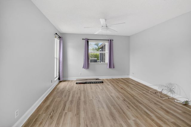2401 Del Aire Boulevard 101, Delray Beach, FL 33445