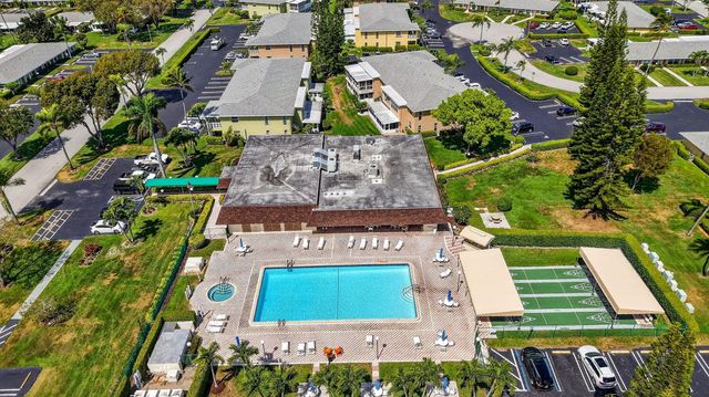 2401 Del Aire Boulevard 101, Delray Beach, FL 33445