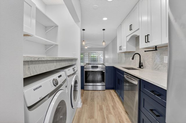 2401 Del Aire Boulevard 101, Delray Beach, FL 33445