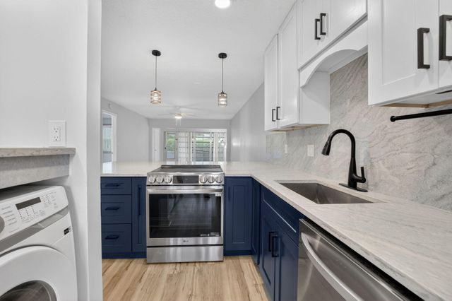 2401 Del Aire Boulevard 101, Delray Beach, FL 33445