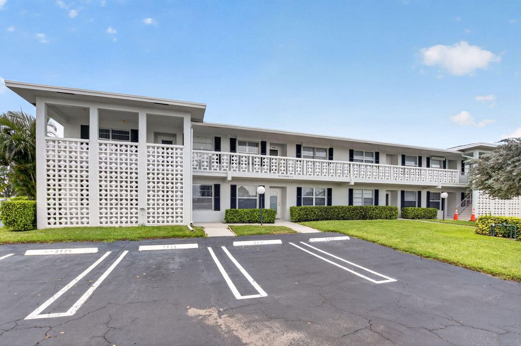 2401 Del Aire Boulevard 101, Delray Beach, FL 33445