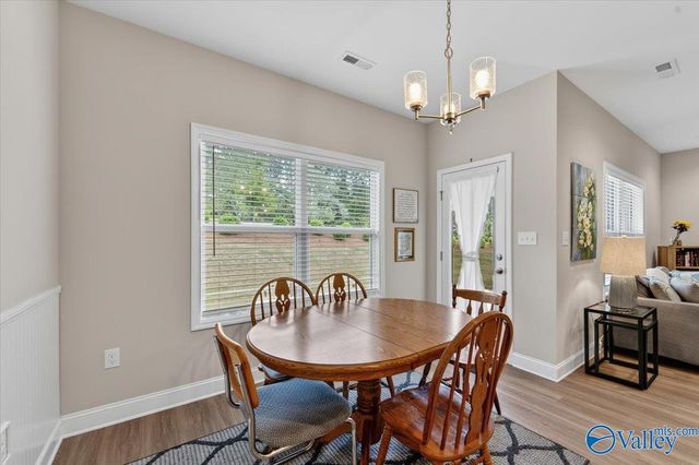 4010 Rockland Circle, Owens Cross Roads, AL 35763