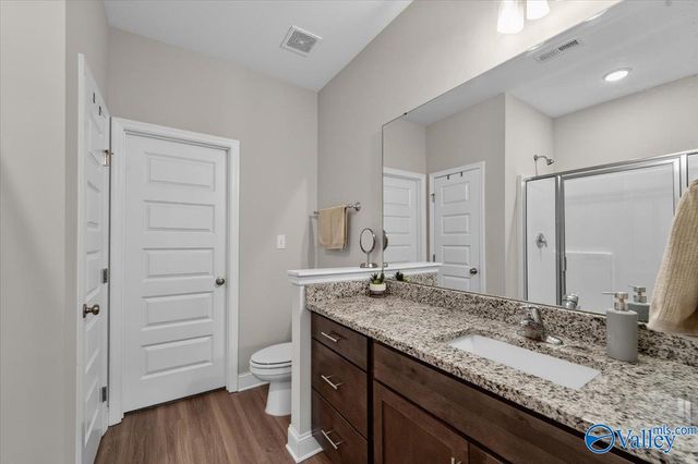 4010 Rockland Circle, Owens Cross Roads, AL 35763
